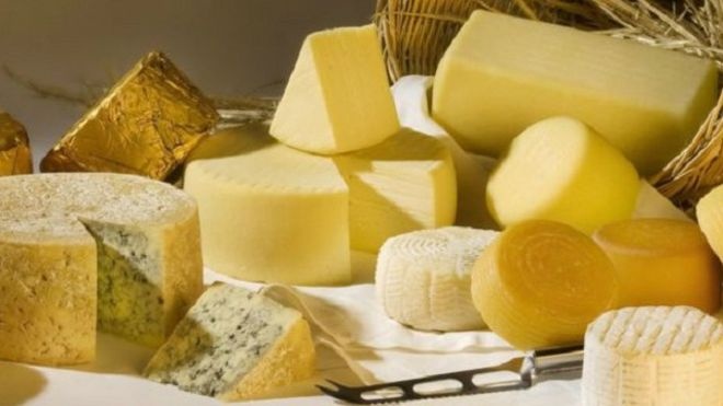 الصحة العامة بإنجلترا: نصيحة تناول الدهون "غير مسؤولة"