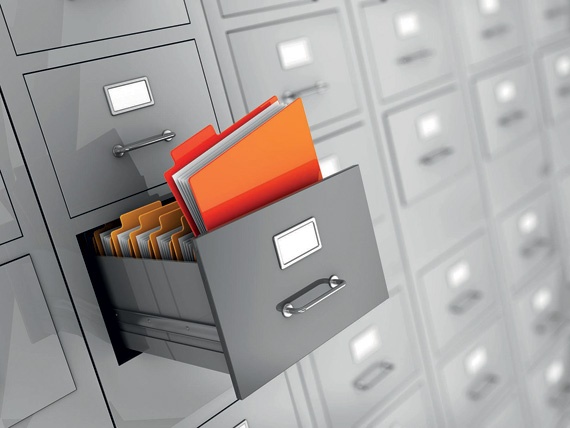 توجيهات عليا بعدم إتلاف الوثائق الحكومية قبل اعتمادها من «المركز الوطني»