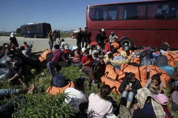 وزير الخارجية النمسوي يقترح احتجاز المهاجرين على جزر