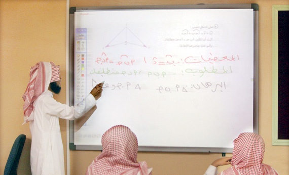 تحقيق 60 % من طلبات النقل الخارجي للمعلمين.. واستبعاد 22 ألفا لـ7 أسباب