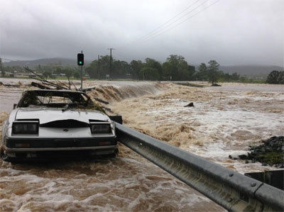 ثلاث قتلى ومفقودون جراء عواصف وفيضانات في أستراليا