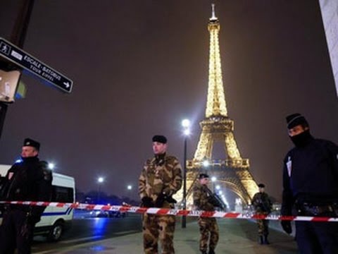 إغلاق برج إيفل في إطار الإضرابات والاحتجاجات العمالية في فرنسا