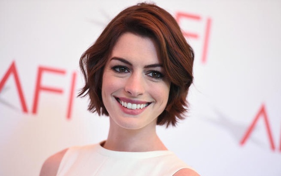 الأمم المتحدة تقرر اختيار الفنانة آن هاثاواي سفيرة للنوايا الحسنة