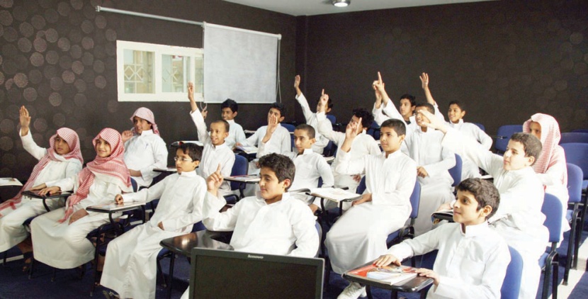 «التعليم» تحذر المدارس الأهلية  والعالمية من التلاعب بالرسوم