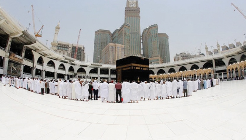 خطيب الحرم المكي: من نعم الله أن جعل للأمة أوقاتا تسمو على أشباهها