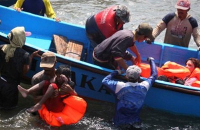 سفينة إندونيسية تطلق النار على زورق صيني وإصابة صياد