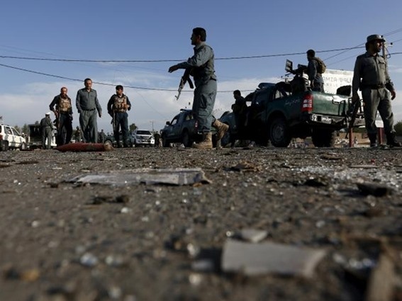 مقتل 14 شخصا في هجوم انتحاري بأفغانستان