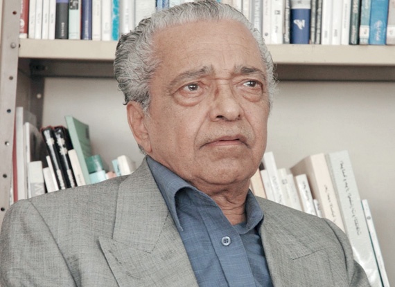 «المهدي المنجرة».. المحاصر حيا وميتا