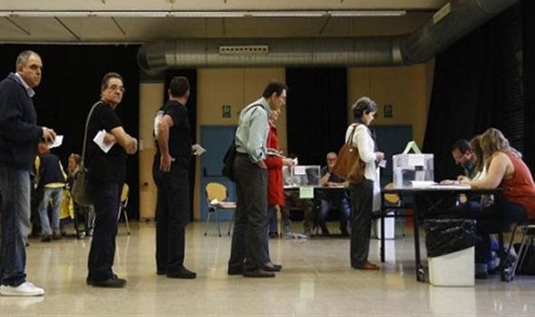 بدء الانتخابات البرلمانية المعادة في إسبانيا