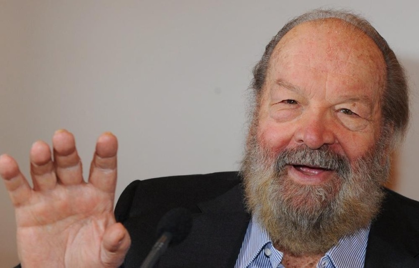 وفاة الممثل الإيطالي بد سبنسر عن 86 عاما