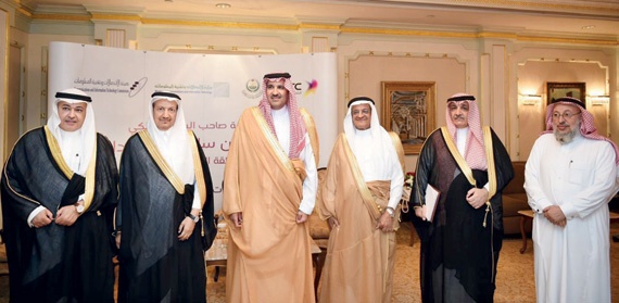 أمير المدينة المنورة يستقبل وزير «الاتصالات» ومحافظ «تقنية المعلومات»