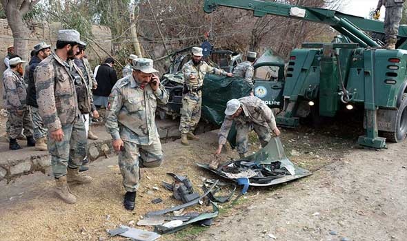 مقتل وإصابة نحو 70 شخصا في تفجيرين بأفغانستان