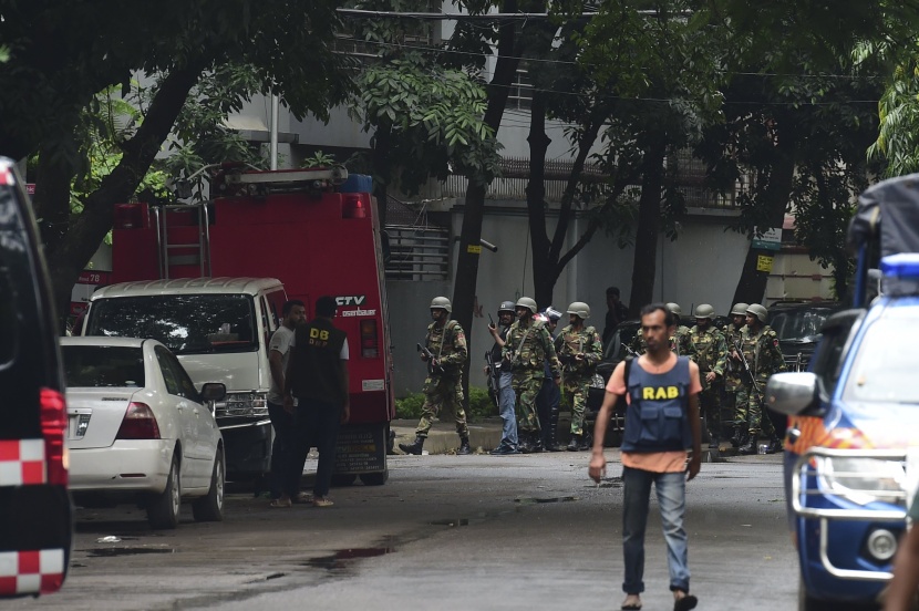بنجلادش: انتهاء عملية تحرير الرهائن بمطعم في العاصمة 'دكا' ومقتل جميع الإرهابيين