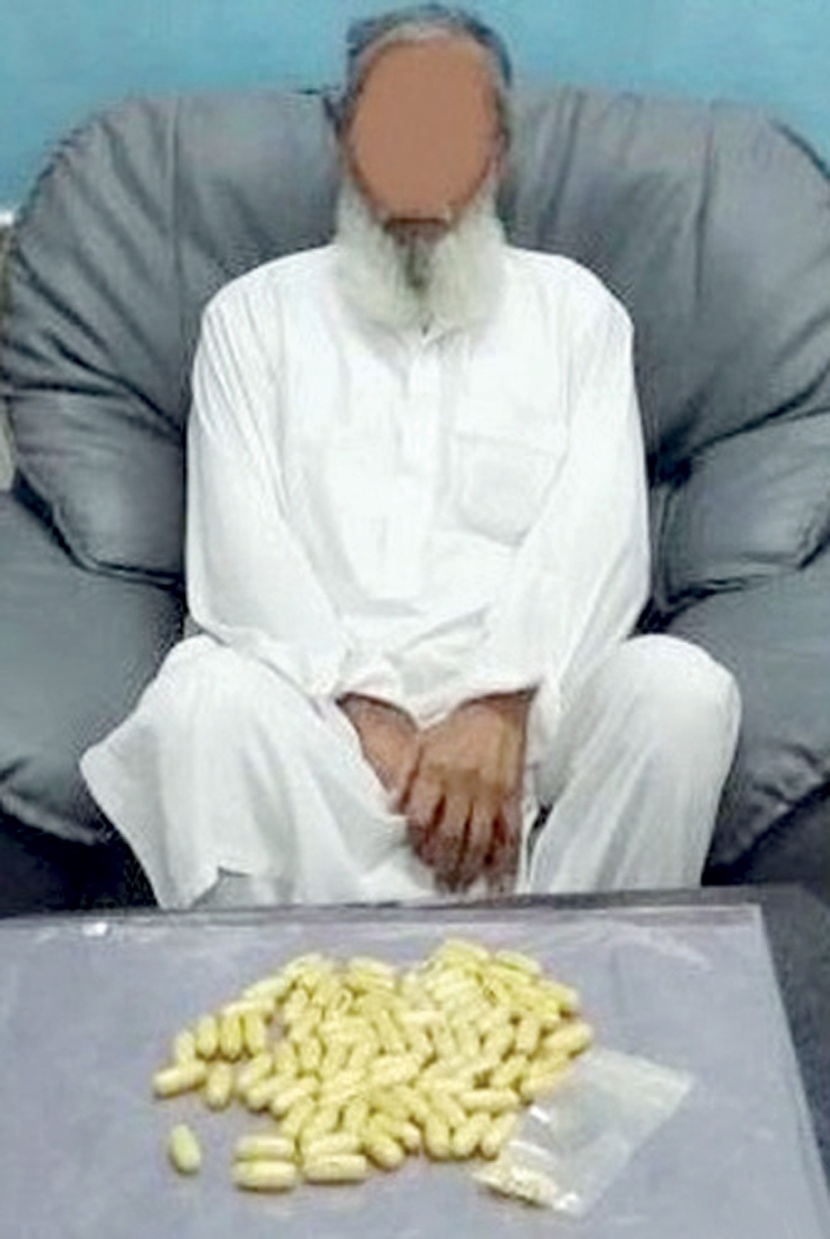 جمرك مطار الملك عبدالعزيز يحبط 3 محاولات لتهريب «هيروين» إلى المملكة