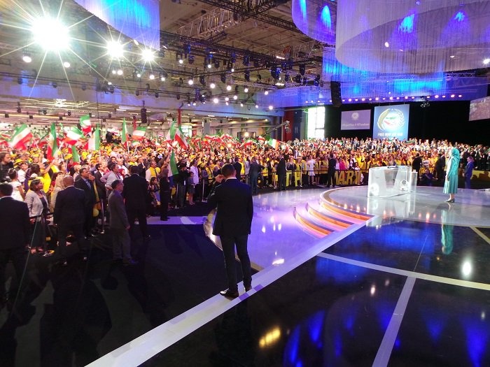 المعارضة الإيرانية في مؤتمر باريس: لا حل إلا بإسقاط نظام "الملالي"