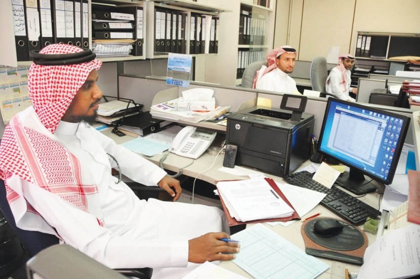 1456 موظفا حكوميا مبتعثا للدراسة والتدريب .. 45 % منهم في أمريكا وبريطانيا