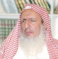 المفتي يدعو إلى وضع حد لارتفاع تكاليف الزواج .. ويؤكد: عجزنا عن حل المشكلة