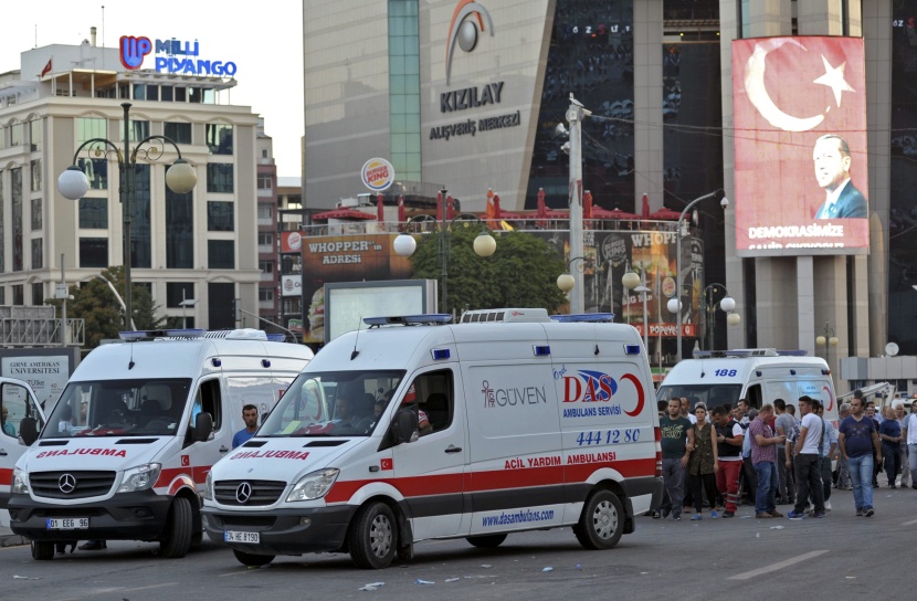 إحباط محاولة الانقلاب في تركيا والحكومة تستعيد سيطرتها على البلاد