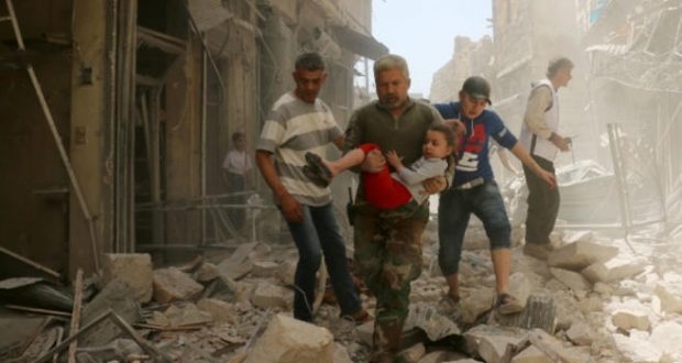 مقتل 18 مدنيا في قصف جوي لقوات النظام على الأحياء الشرقية في حلب بيننهم 4 أطفال