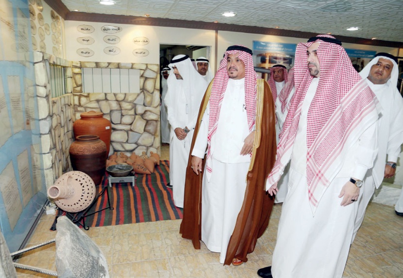 وزير الحج يؤكد أهمية رفع الأداء في خدمة ضيوف الرحمن