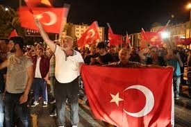 آلاف الاتراك يتظاهرون مجددا للتنديد بمحاولة الإنقلاب