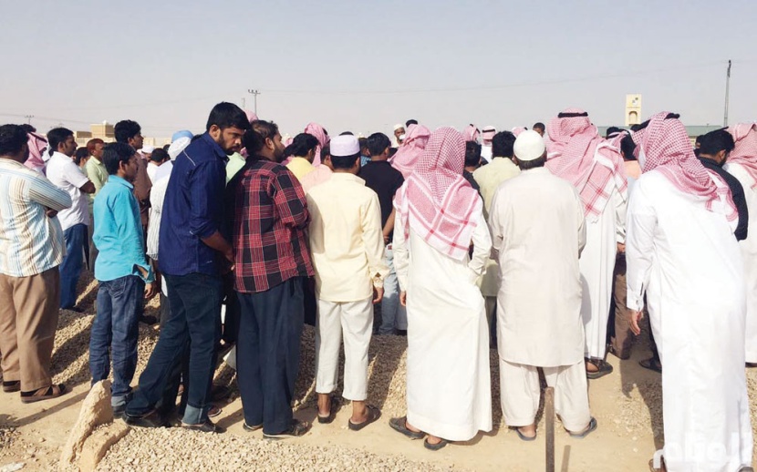 ضبط وملاحقة مطلقي العبارات العنصرية بعد مقتل عامل الأفلاج