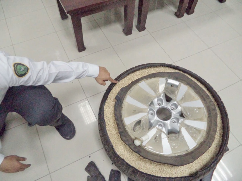 إحباط تهريب 223 ألف حبة كبتاجون
و158 ألف ريـال