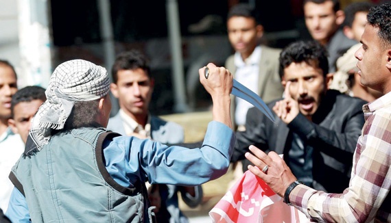 مستقبل صنعاء .. رهين «غدر صالح» وأسير «تبعية الحوثي»