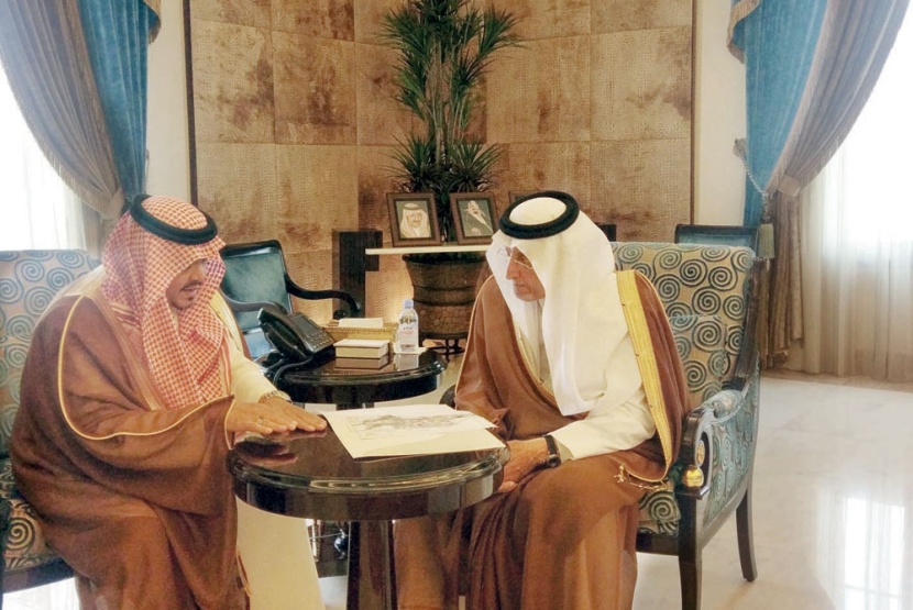 خالد الفيصل يوجه بتسخير كل الخدمات للحجاج