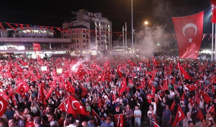 أردوغان يريد من ملايين الاتراك المشاركة في آخر تظاهرة ضد الإنقلاب في إسطنبول