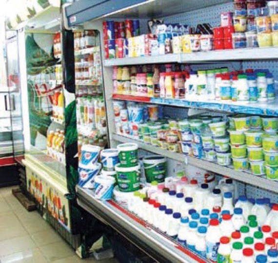 «أمانة الرياض»: ملاحقة «البقالات» المخالفة لاشتراطات التبريد ومصادرة السلع