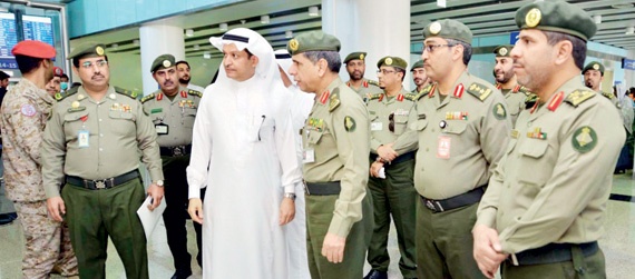 مدير «الجوازات» يؤكد أهمية تسجيل بصمات الحجاج وتوفير سبل الرعاية لهم