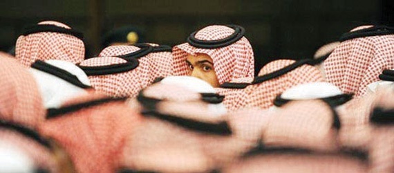 ضجيج النخب .. إصلاح الثقافة يبدأ بمثقفيها