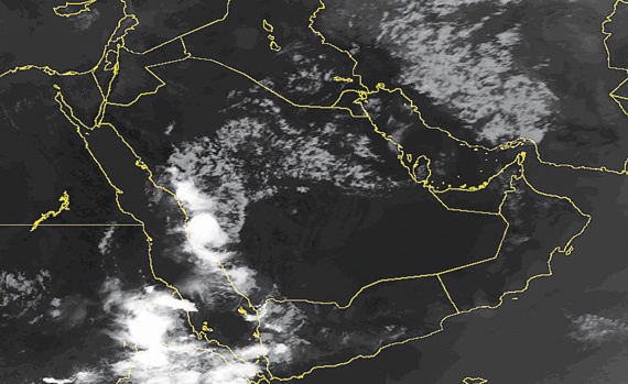 أمطار على المدينة المنورة.. واستمرار السحب على مكة المكرمة و3 مناطق