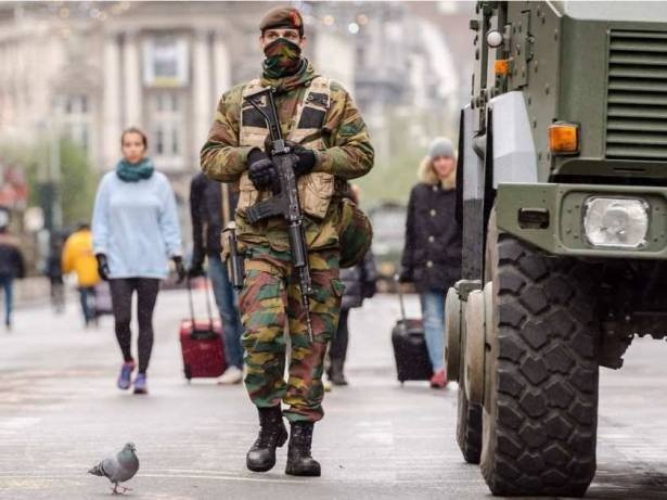 بلجيكا ترسل 30 جنديا الى العراق للمساعدة في تحرير الموصل