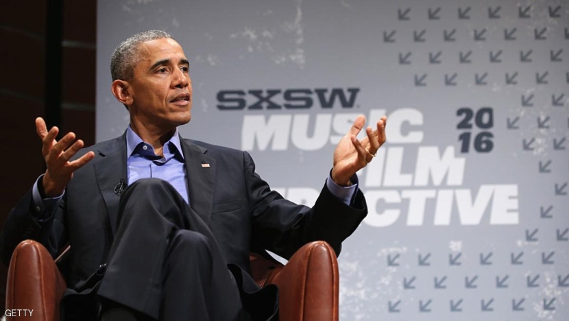 "باري" يروي معاناة أوباما مع "هويته"