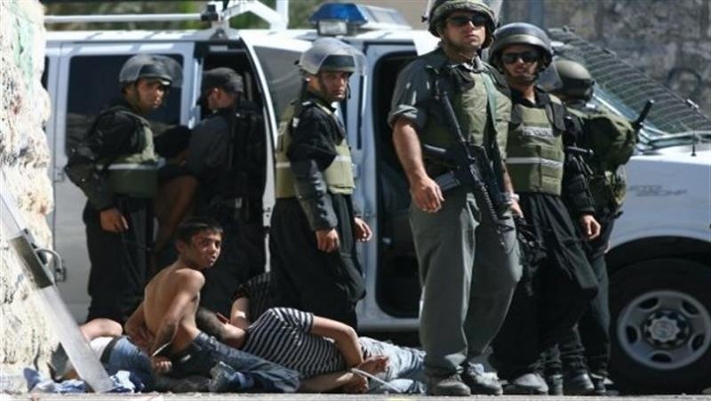 الكيان الصهيوني يعتقل 19 فلسطيني في أنحاء مختلفة من الضفة