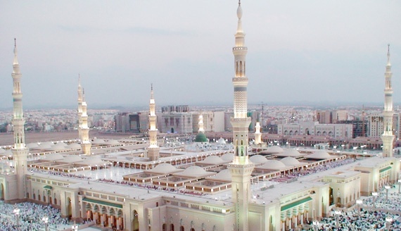 16 ألف حاج يصلون إلى المدينة المنورة