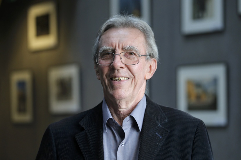 منح نوبل الكيمياء للعام 2016 إلى فرنسي وبريطاني وهولندي