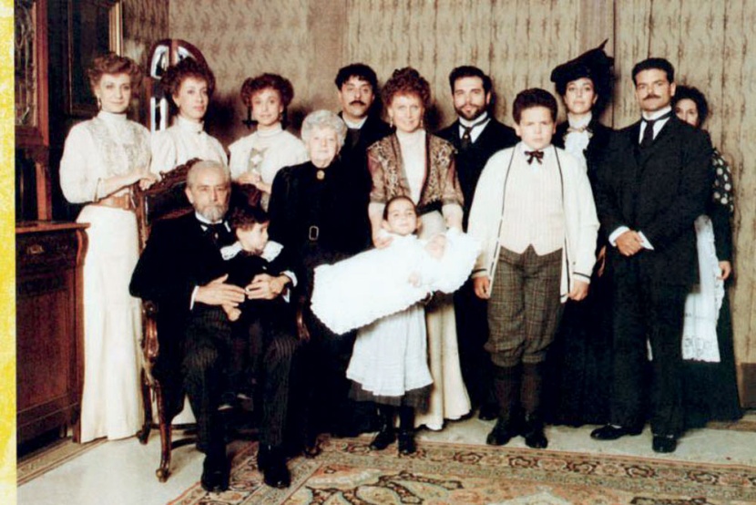 إيطاليا .. «العائلة» ما بين صورتين تذكاريتين