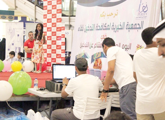 3700 مراجع لعيادات مكافحة التدخين خلال عام ..
18 % منهم طلاب