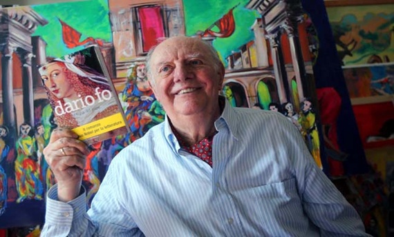 وفاة الكاتب المسرحي الإيطالي داريو فو الحاصل على "نوبل"