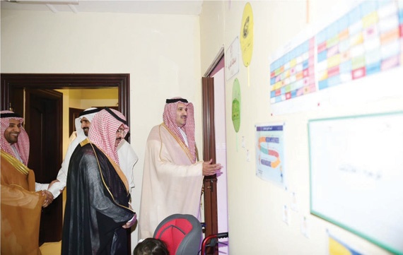أمير المدينة المنورة يدشن مركز شعاع الأمل لذوي الاحتياجات الخاصة