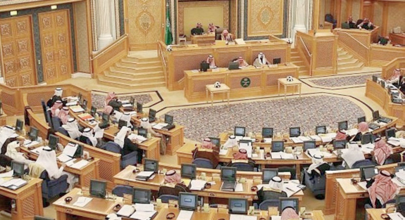 «الشورى» يطالب «هيئة الاتصالات» بالحد 
من التأثيرات السلبية لـ «التواصل الاجتماعي»