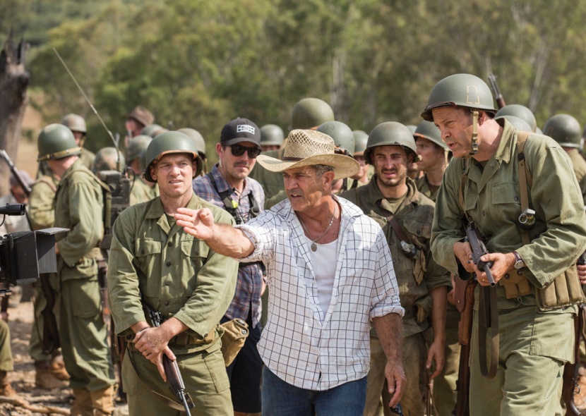 بعد طول غياب .. «ميل جيبسون» مخرجا من أجل السلام