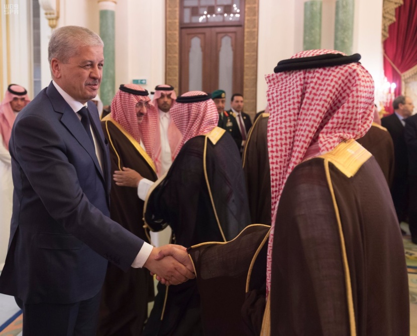 ولي العهد يولم للوزير الأول الجزائري