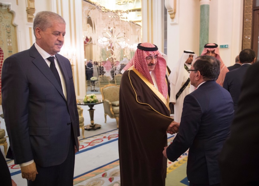 ولي العهد يولم للوزير الأول الجزائري