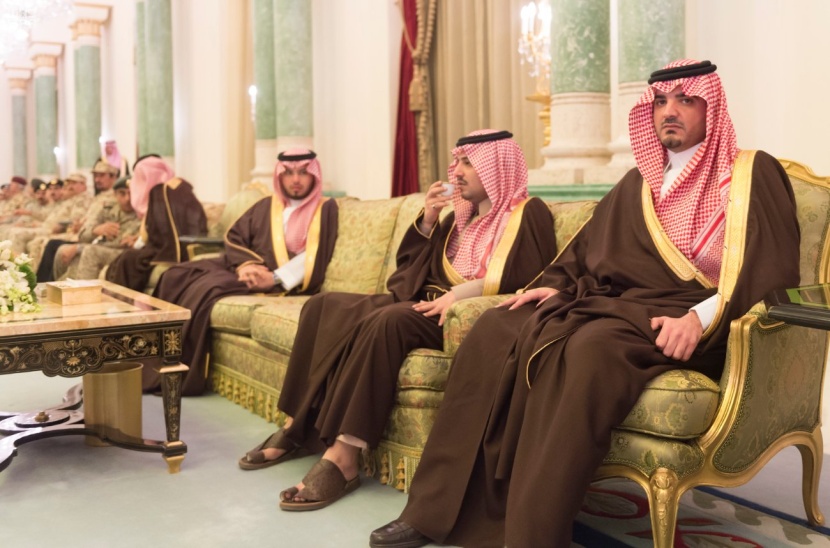 ولي العهد يولم للوزير الأول الجزائري