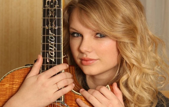 تايلور سويفت تتصدر قائمة أغنى المشاهير الأقل من 30 عاما