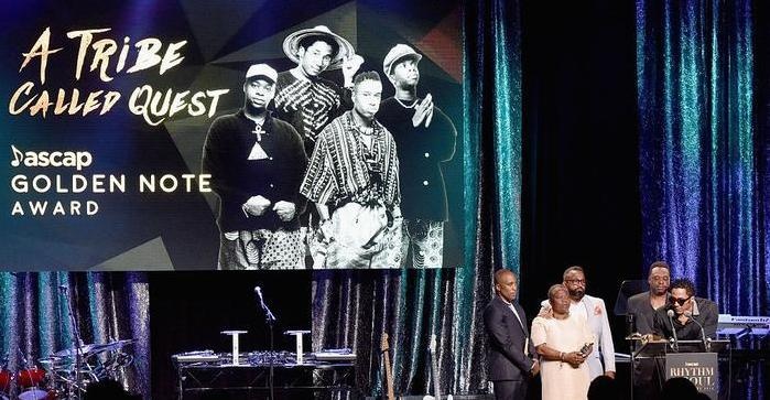 فريق ترايب كولد كويست يتصدر قائمة بيلبورد للمرة الأولى منذ 20 عاما